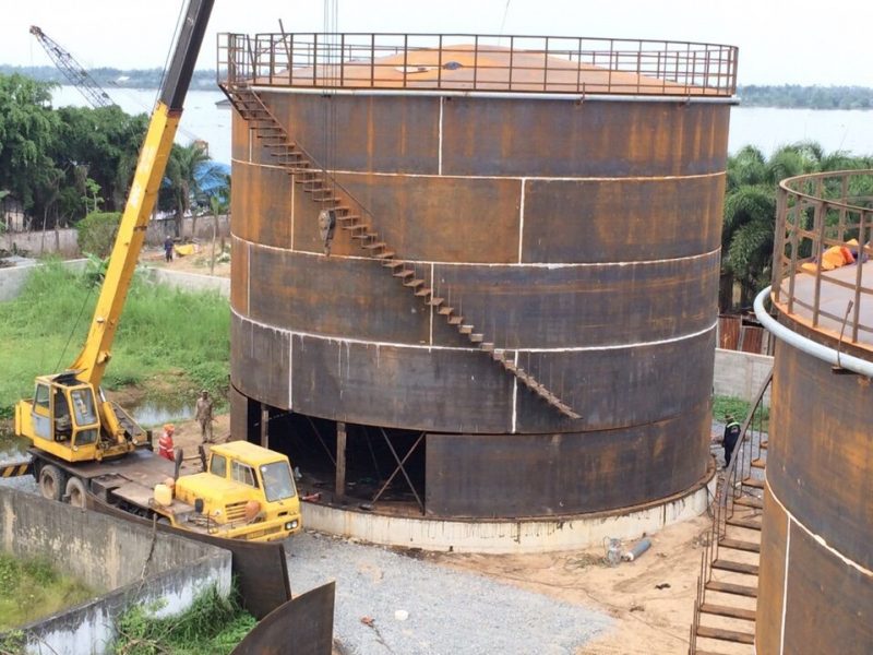 xây dựng bể sắt thép chứa xăng dầu